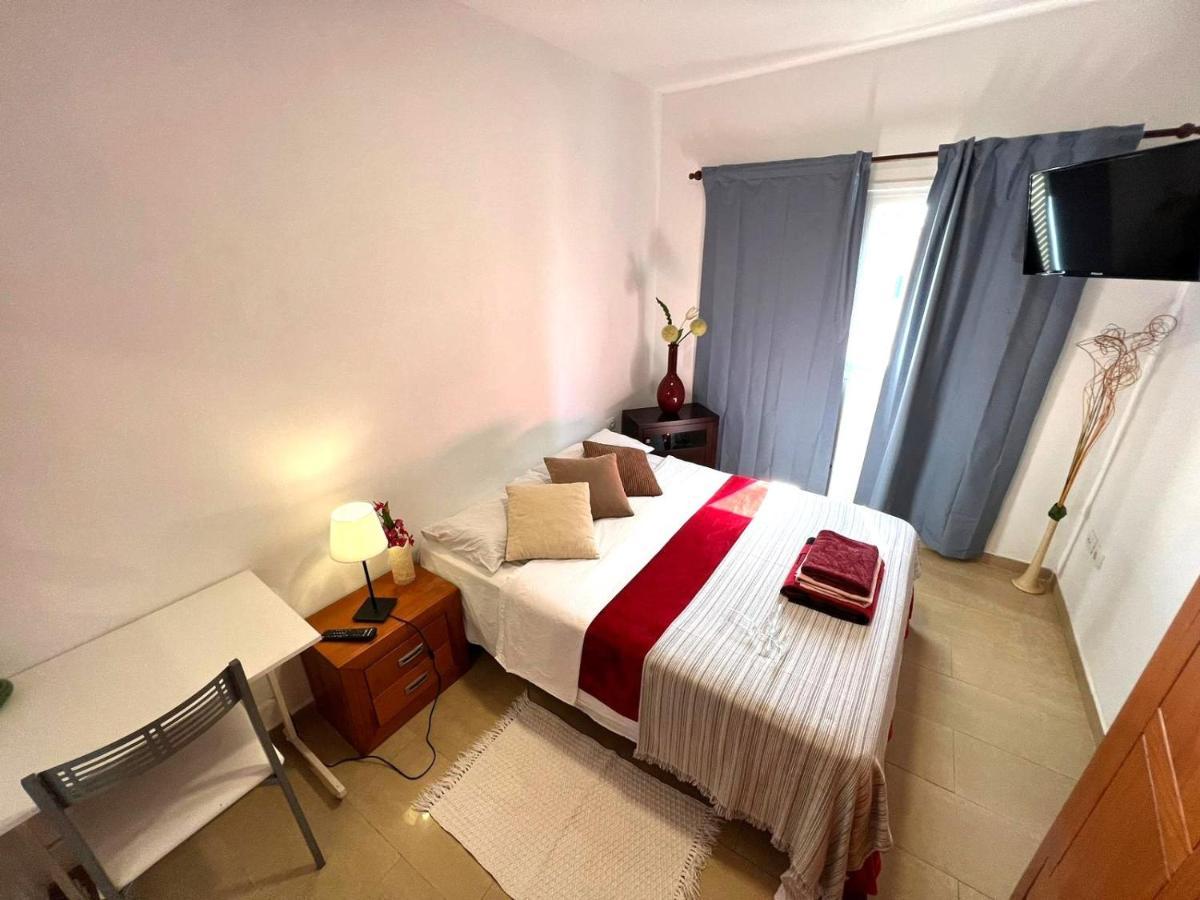 Alcamar Habitacion Privada Con Bano Compartido Cerca Al Mar! Alcalá de Henares Exterior foto
