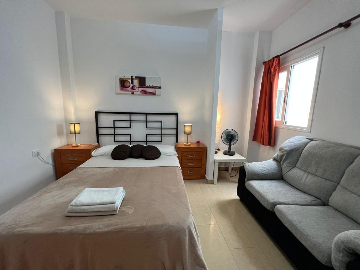 Alcamar Habitacion Privada Con Bano Compartido Cerca Al Mar! Alcalá de Henares Exterior foto