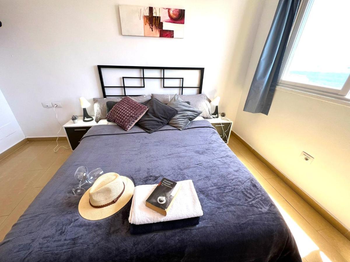 Alcamar Habitacion Privada Con Bano Compartido Cerca Al Mar! Alcalá de Henares Exterior foto